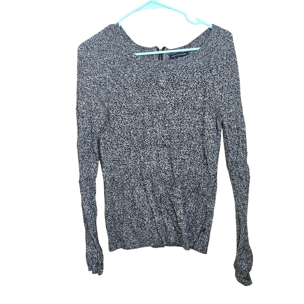 American Eagle AEO Size Medium M White Black Sweater Zipper Back Comfy Casual